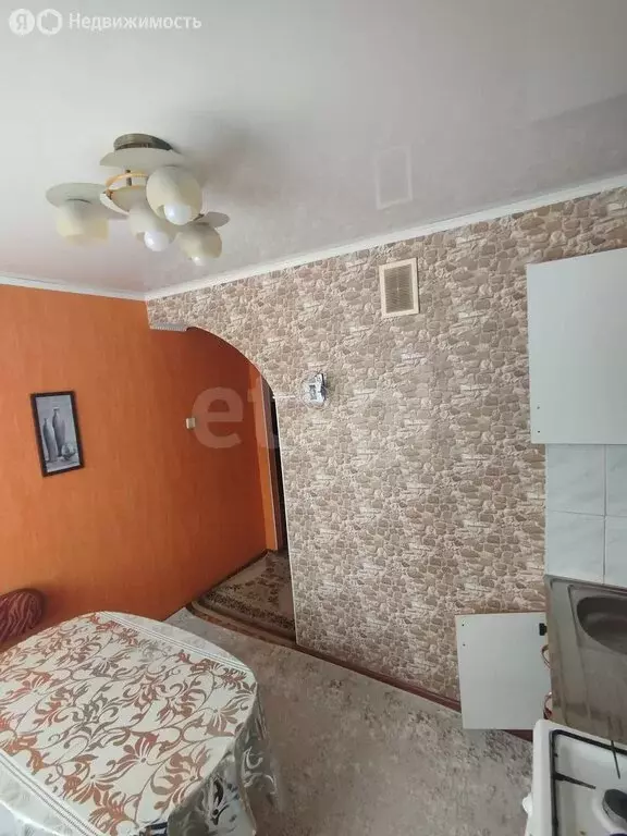 2-комнатная квартира: Альметьевск, улица Толстого, 3к2 (45 м) - Фото 2