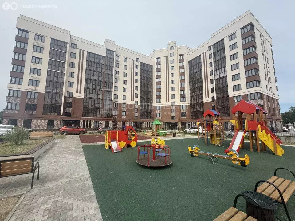3-комнатная квартира: Ковров, Комсомольская улица, 1А (110 м) - Фото 0