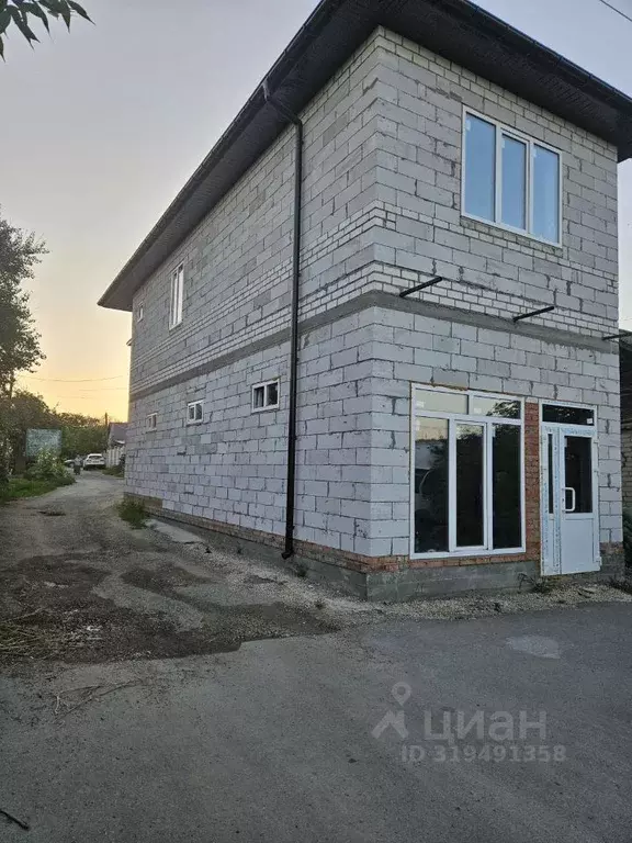 Помещение свободного назначения в Саратовская область, Саратов ул. ... - Фото 1