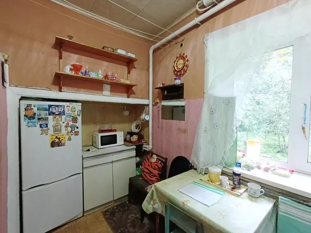 3-к кв. Калужская область, Малоярославец Новотеатральный туп., 17А ... - Фото 2