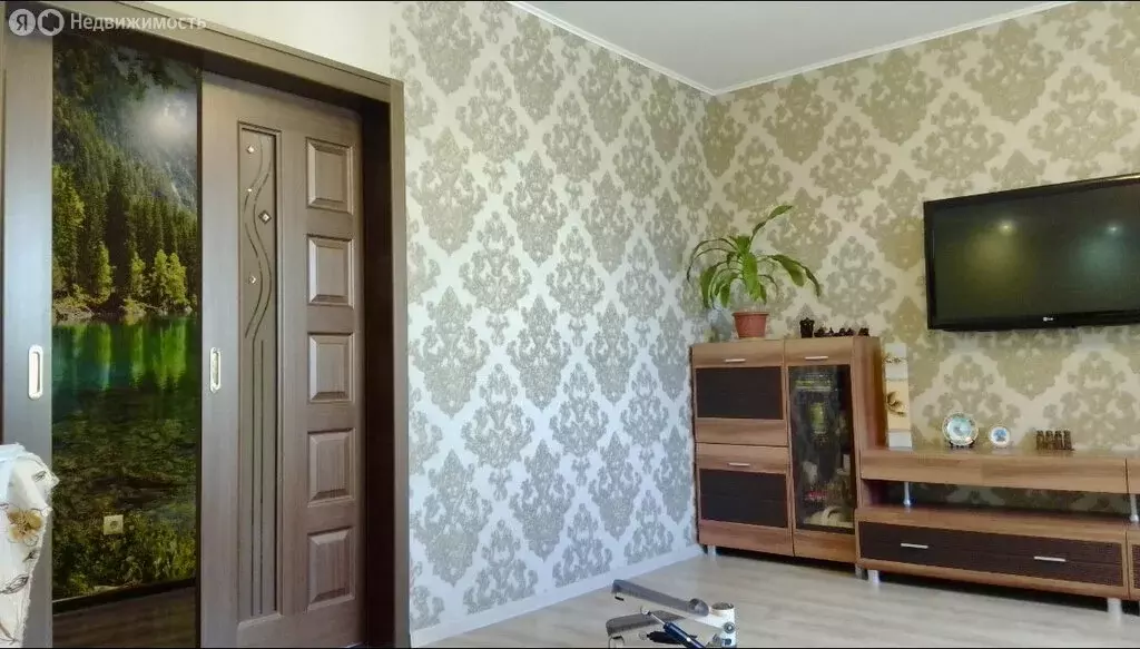3-комнатная квартира: Уфа, улица Минигали Губайдуллина, 11 (103 м) - Фото 1