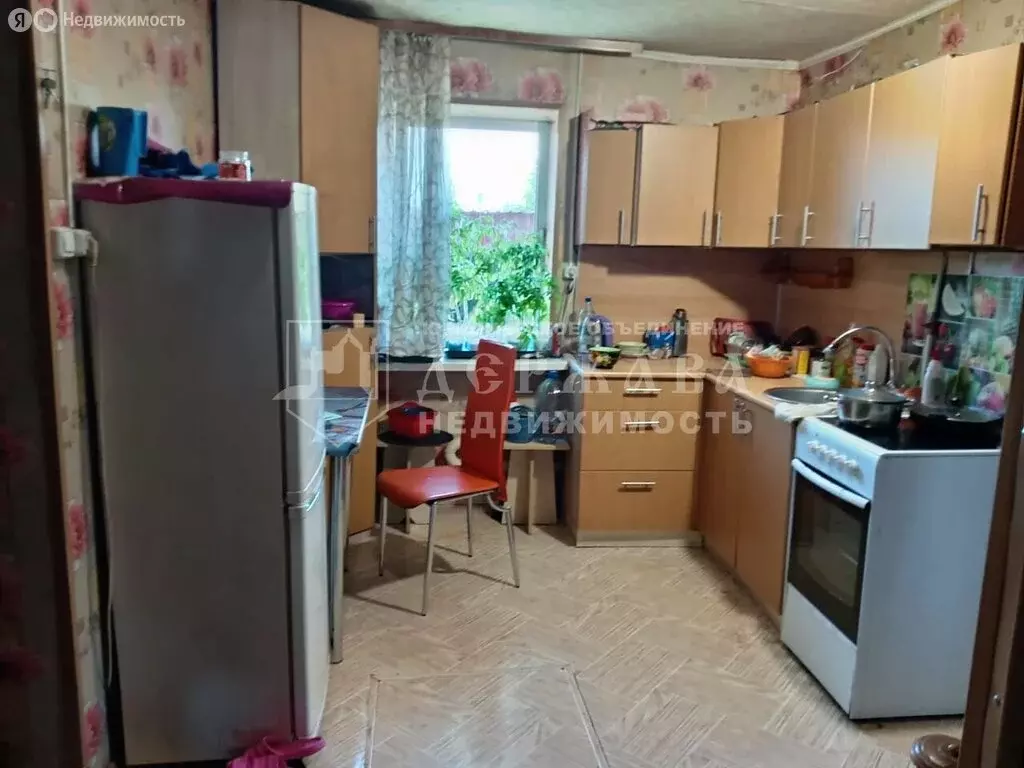 Дом в Кемерово, жилой район Промышленновский, посёлок Петровка, улица ... - Фото 0
