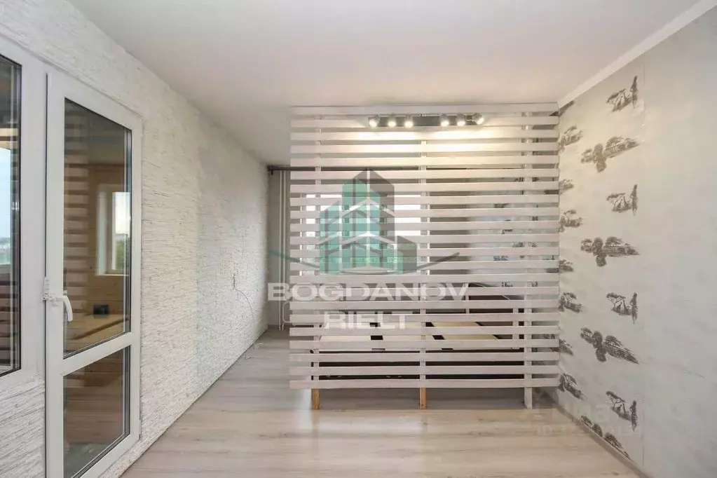 2-к кв. Омская область, Омск ул. Ватутина, 11А (48.7 м) - Фото 0