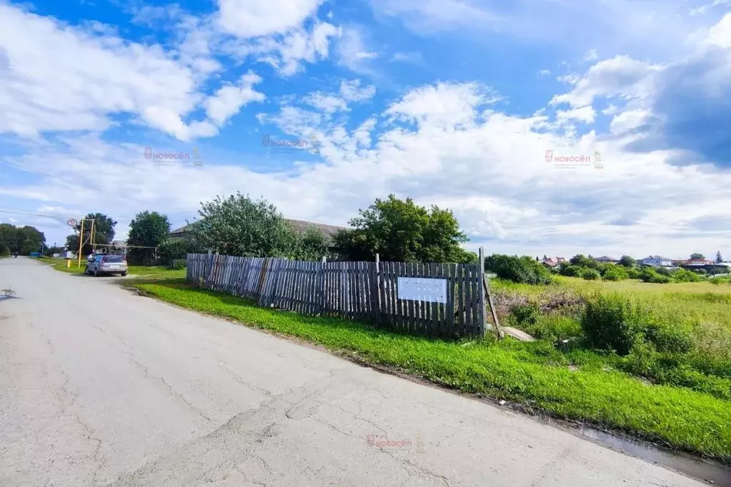 Участок в Свердловская область, Сысертский городской округ, пос. ... - Фото 0