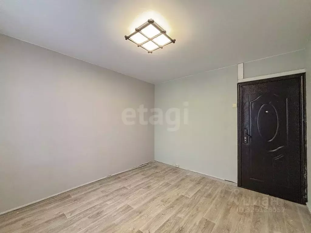 Комната Псковская область, Псков Красноармейская ул., 26 (11.3 м) - Фото 1