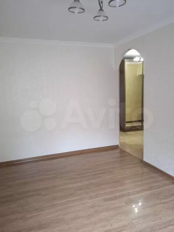 3-к. квартира, 60 м, 1/5 эт. - Фото 1