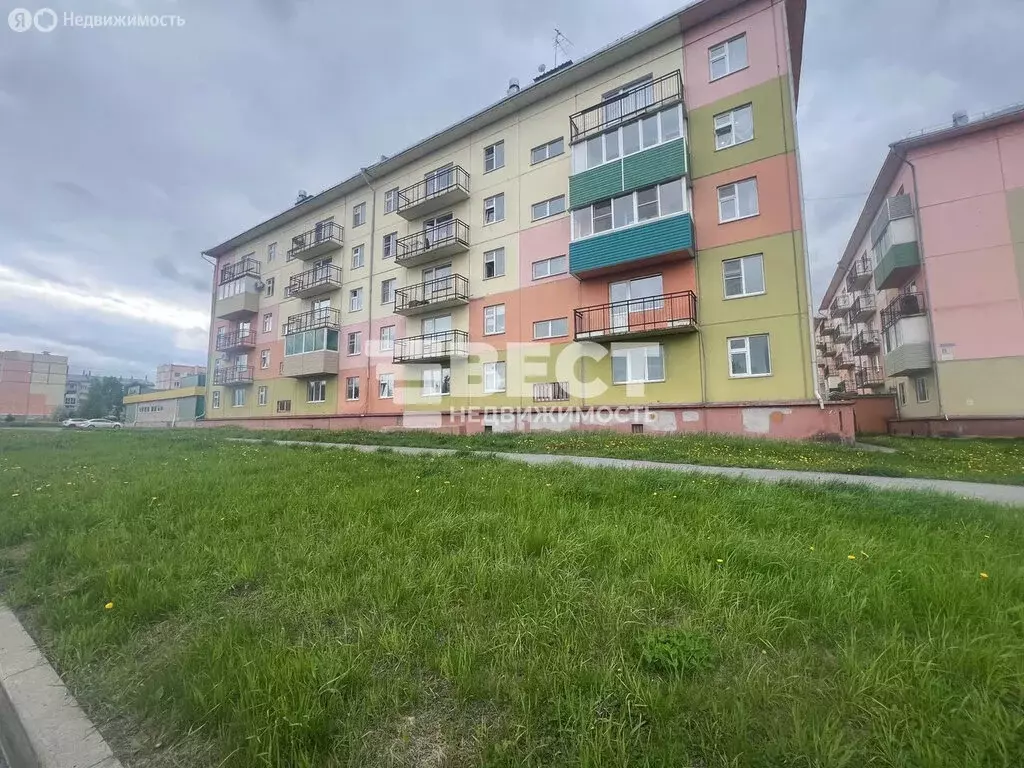 2-комнатная квартира: Полысаево, улица Шукшина, 20 (53.6 м) - Фото 1
