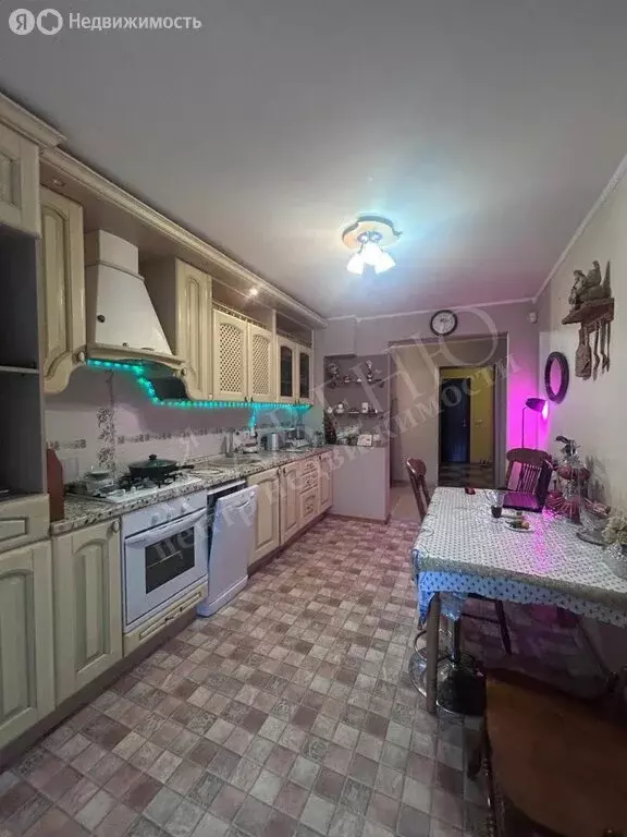 4-комнатная квартира: Воронеж, улица Тимирязева, 23А (133 м) - Фото 0