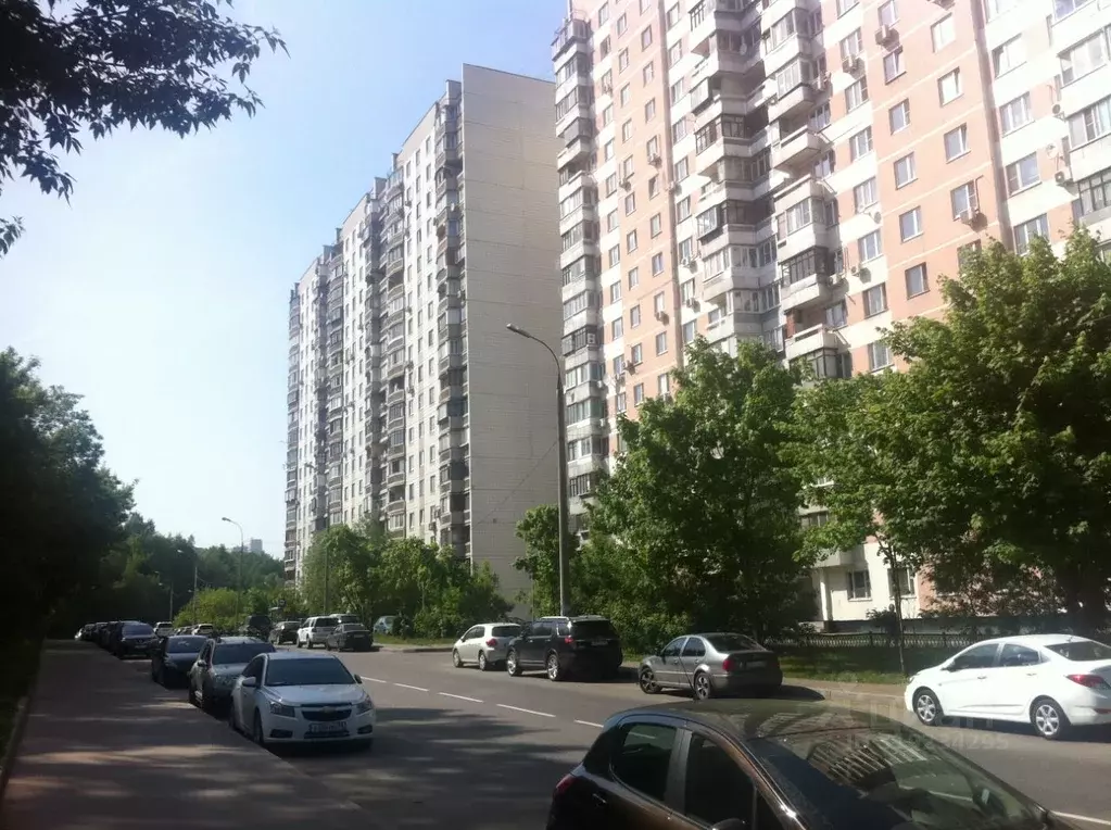 3-к кв. Москва ул. Василия Петушкова, 7 (80.0 м) - Фото 0