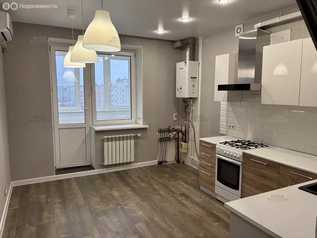 2-комнатная квартира: Калуга, Сиреневый бульвар, 14 (64.7 м) - Фото 1