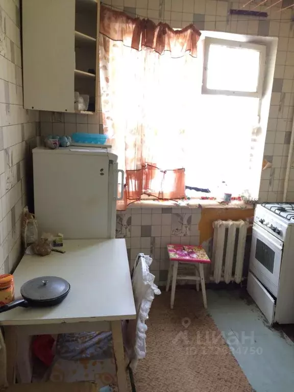 Комната Смоленская область, Смоленск ул. Попова, 28 - Фото 2