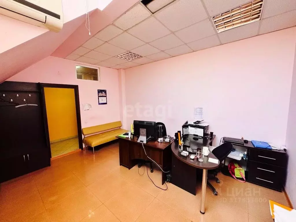 Офис в Крым, Симферополь ул. Петропавловская (19 м) - Фото 2