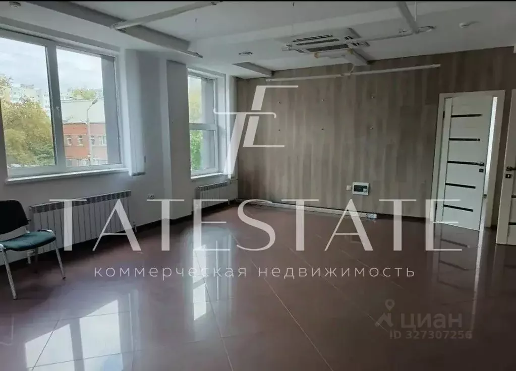 Офис в Татарстан, Казань ул. 2-я Юго-Западная, 7 (134 м) - Фото 1
