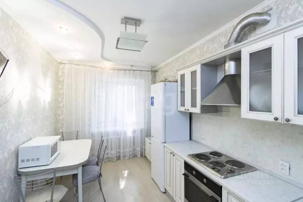 3-к кв. Тюменская область, Тюмень Вокзальная ул., 1/3 (99.0 м) - Фото 1