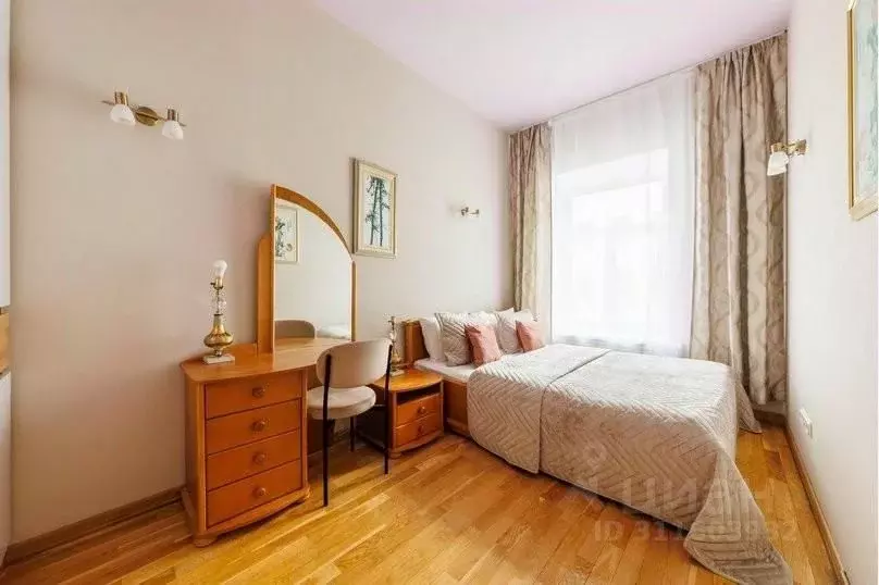 3-к кв. Санкт-Петербург Большая Московская ул., 9 (80.0 м) - Фото 1
