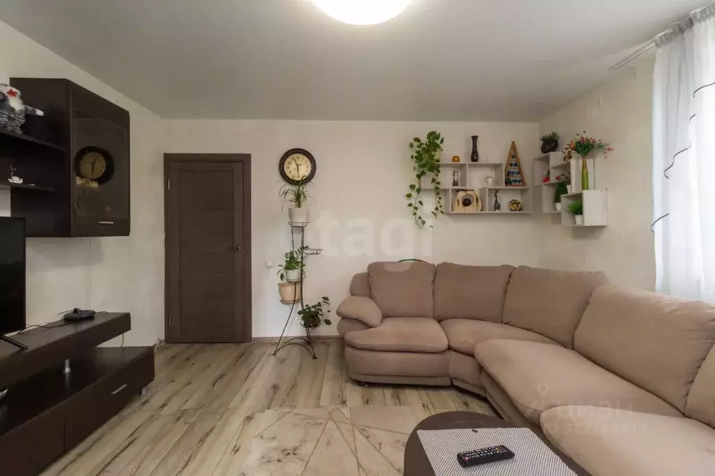 3-к кв. Красноярский край, Красноярск ул. Калинина, 181 (79.7 м) - Фото 1