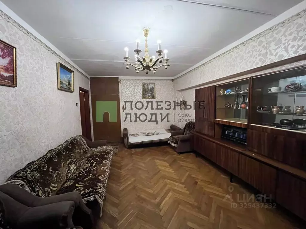 2-к кв. Орловская область, Орел наб. Дубровинского, 66 (70.0 м) - Фото 1