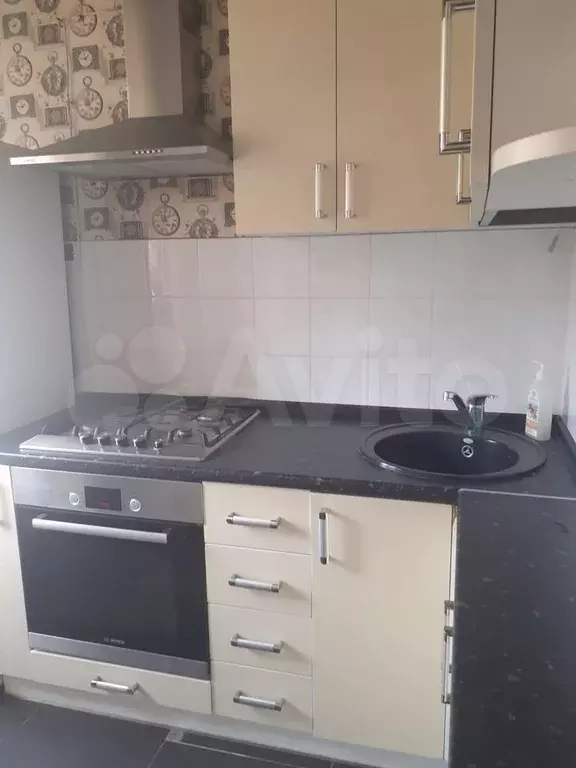1-к. квартира, 35 м, 4/5 эт. - Фото 0