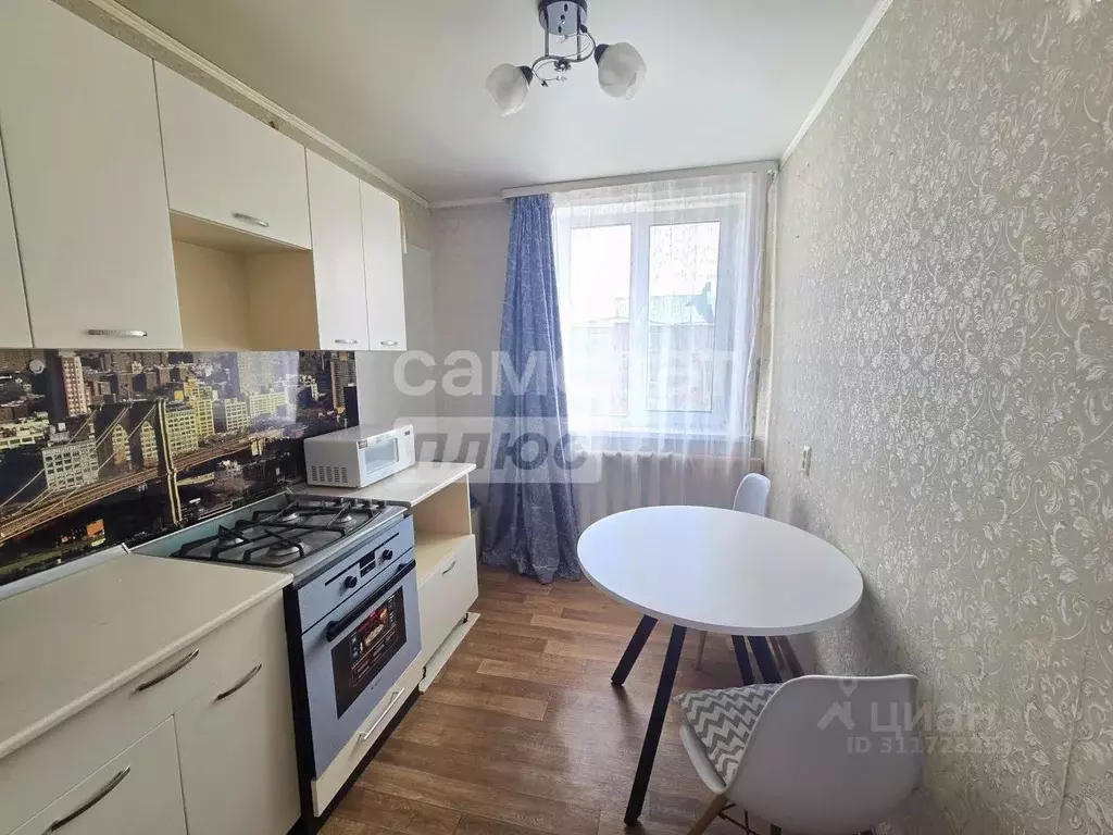2-к кв. Башкортостан, Мелеуз ул. Кочеткова, 5 (51.0 м) - Фото 0