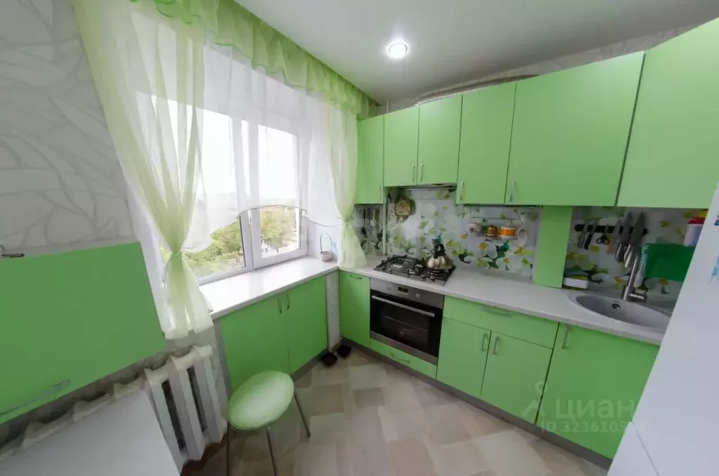 2-к кв. Курганская область, Шадринск ул. Гагарина, 33 (43.7 м) - Фото 1