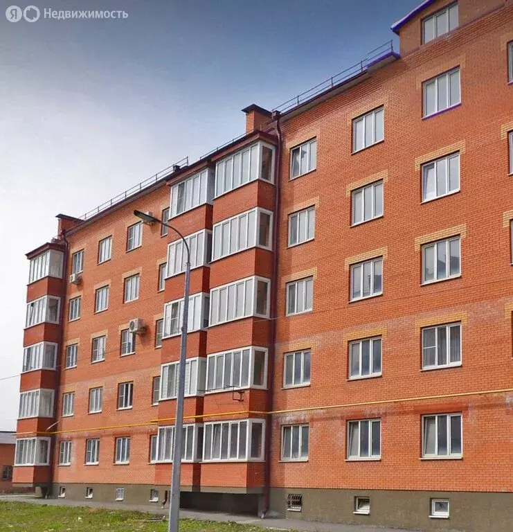 1-комнатная квартира: Владикавказ, улица Билара Кабалоева, 10 (55 м) - Фото 0