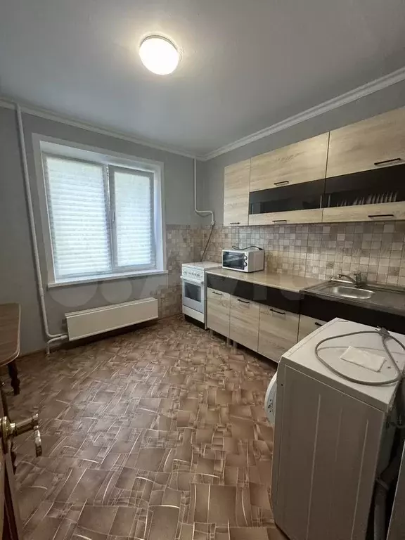 2-к. квартира, 55 м, 1/9 эт. - Фото 1