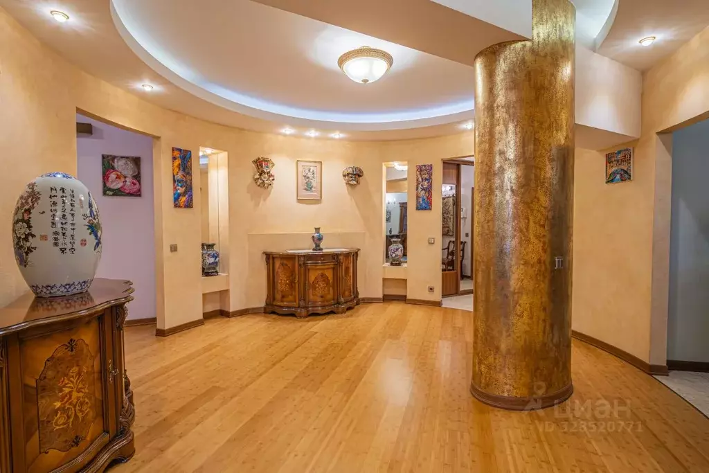 3-к кв. Санкт-Петербург ул. Композиторов, 4 (145.0 м) - Фото 1