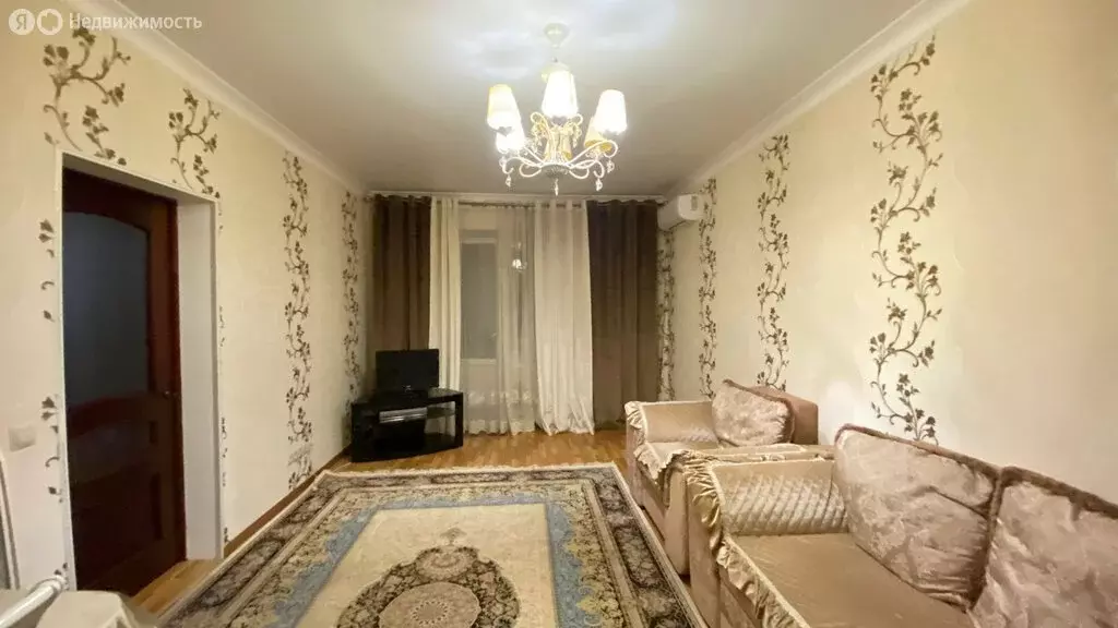 2-комнатная квартира: Дербент, улица Сальмана, 89 (75 м) - Фото 2