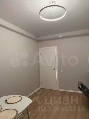 3-к кв. Московская область, Люберцы городской округ, Мирный пгт ул. ... - Фото 2