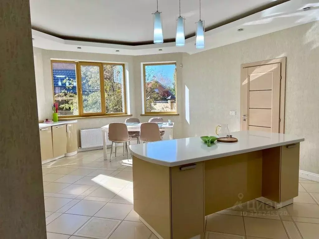 Дом в Краснодарский край, Динская ст-ца пер. Солнечный (338 м) - Фото 1