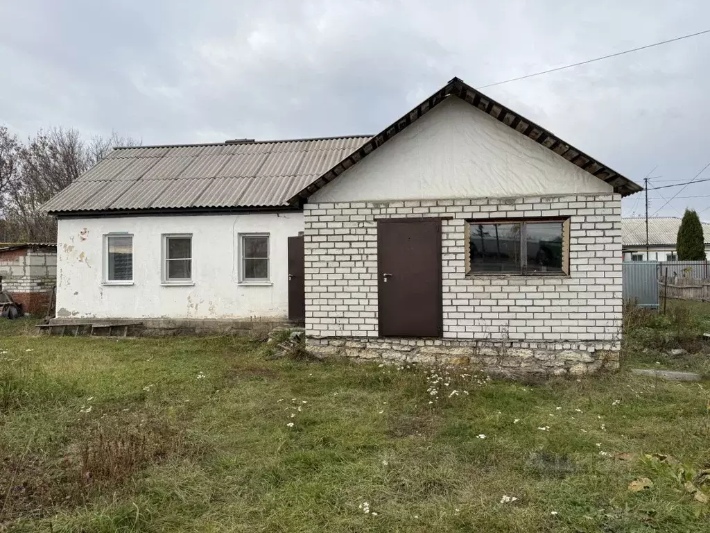 Дом в Липецкая область, Елецкий район, с. Казаки ул. Поселок Мирный, ... - Фото 1