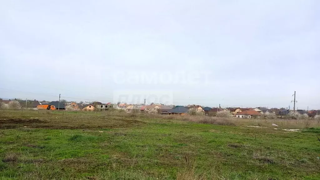 Участок в Краснодарский край, Абинск Мельничная ул. (6.0 сот.) - Фото 0