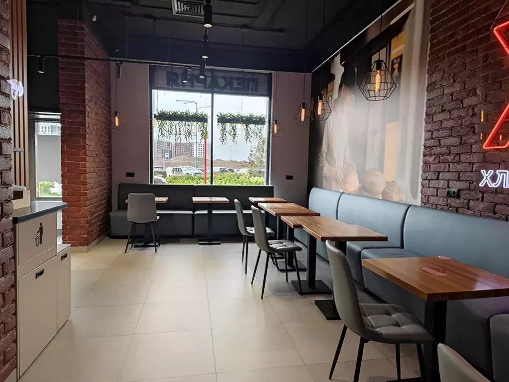 Торговая площадь в Санкт-Петербург ул. Верхне-Каменская, 11к1 (50 м) - Фото 1