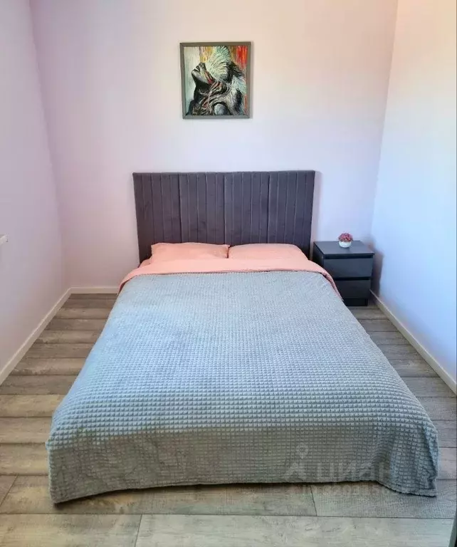 Дом в Крым, Черноморский район, Медведевское с/пос, с. Медведево ул. ... - Фото 1