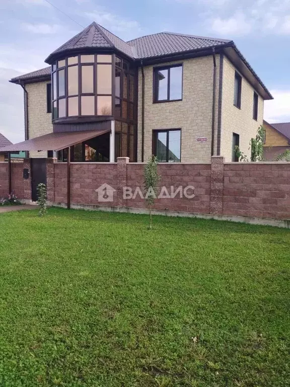 Дом в Башкортостан, Стерлитамак Магистральная ул., 44 (217 м) - Фото 1