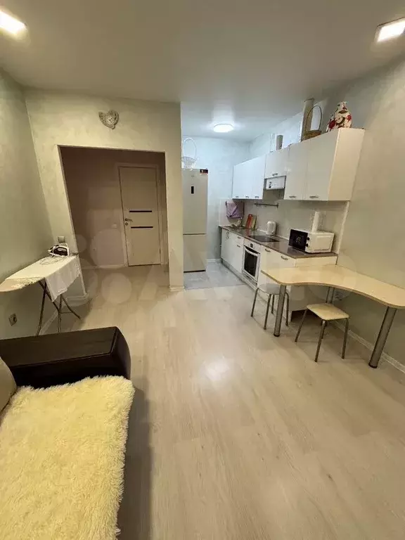 1-к. квартира, 50 м, 9/10 эт. - Фото 1