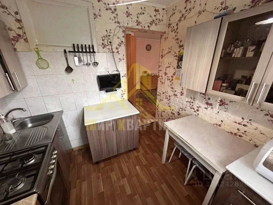 3-к кв. Оренбургская область, Орск Новый город мкр, просп. Ленина, 31Б ... - Фото 2