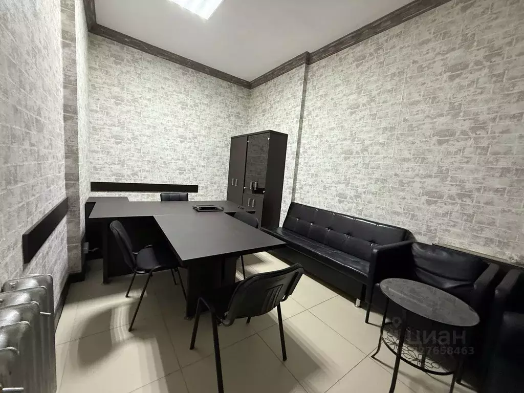 Офис в Северная Осетия, Владикавказ ул. Зураба Магкаева, 2 (100 м) - Фото 2