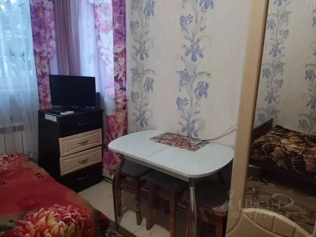 Комната Крым, Алушта муниципальный округ, Партенит пгт ул. Победы, 5 - Фото 1
