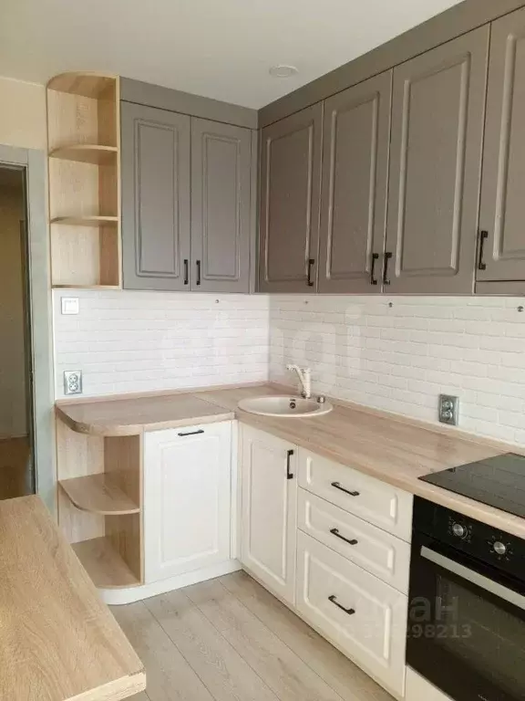 3-к кв. Тюменская область, Тюмень Утешево мкр, ул. Ивана Быкова, 7 ... - Фото 1