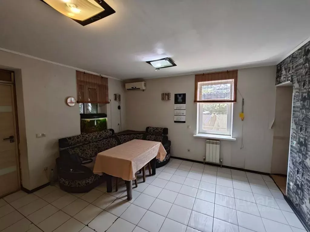 Дом в Краснодарский край, Краснодар 9-й километр мкр, ул. Грибоедова ... - Фото 1