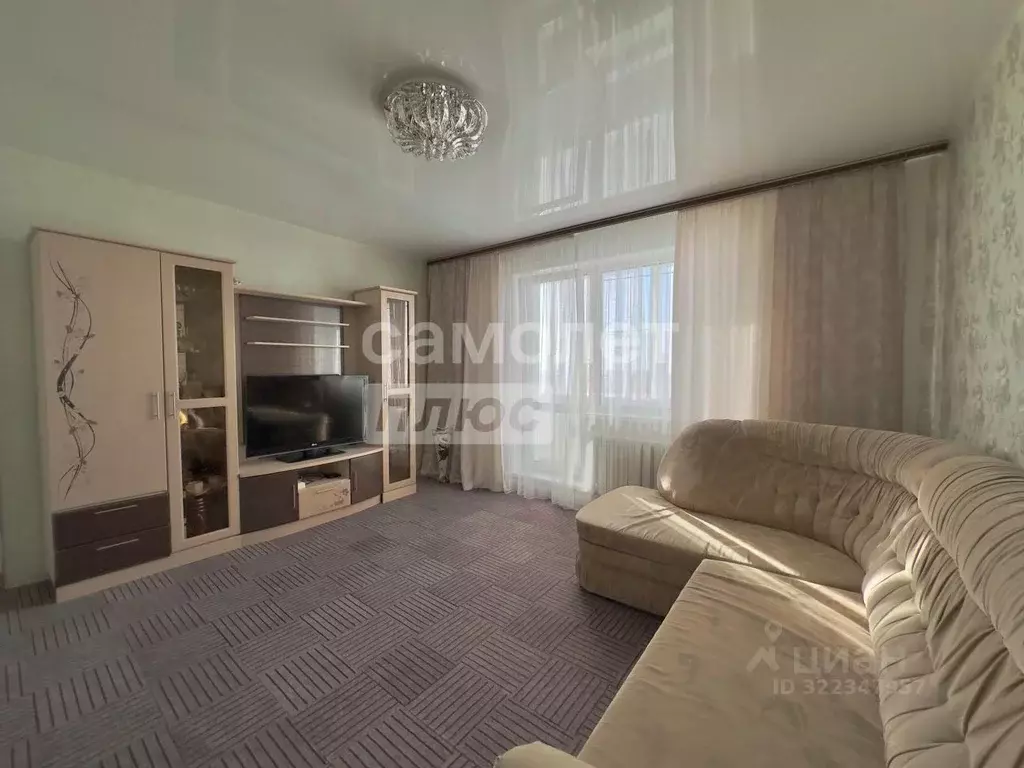 3-к кв. Кемеровская область, Ленинск-Кузнецкий ул. Зварыгина, 5 (65.5 ... - Фото 1