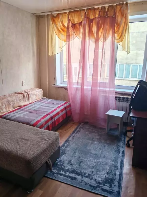 Комната Кемеровская область, Кемерово бул. Строителей, 20 (18.0 м) - Фото 1