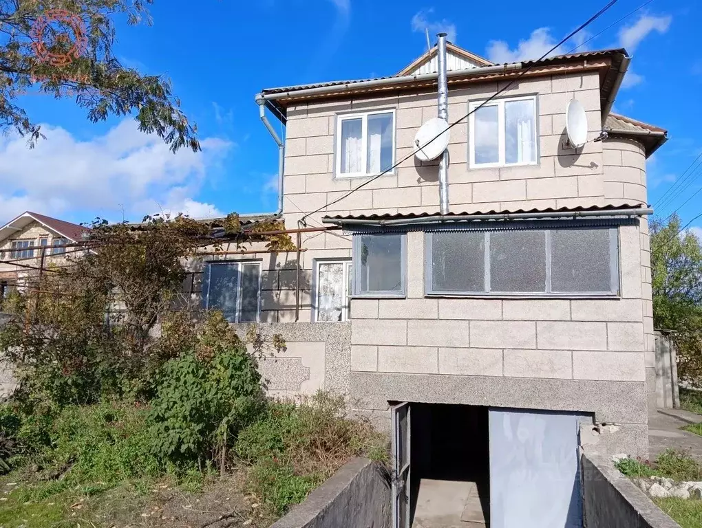 Дом в Крым, Керчь ул. Большая, 93 (244 м) - Фото 0