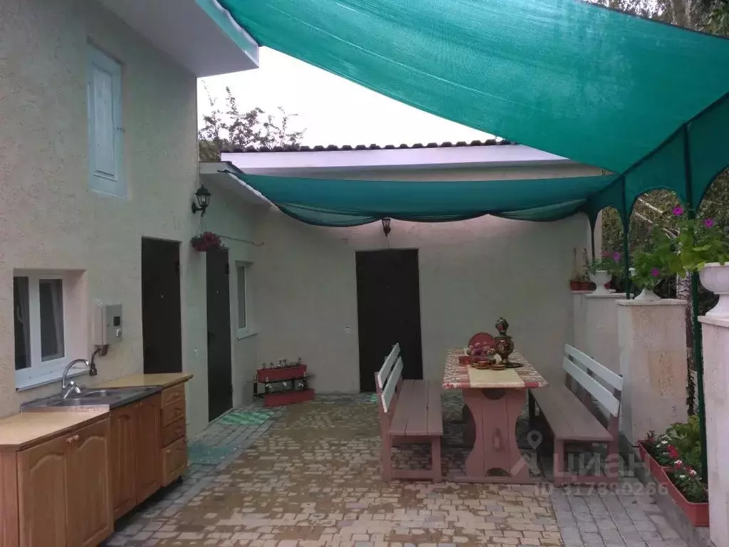 Дом в Севастополь с. Кизиловое, ул. Форосская, 110 (90 м) - Фото 0