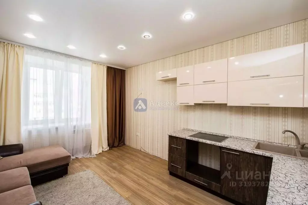 2-к кв. Тюменская область, Тюмень ул. Линейная, 11 (53.0 м) - Фото 1