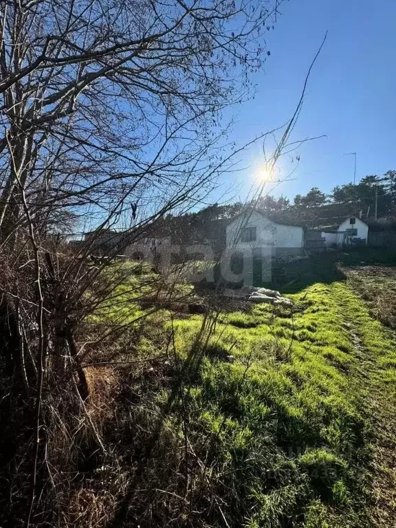 Дом в Крым, Бахчисарайский район, с. Угловое ул. Комарова, 9 (77 м) - Фото 1