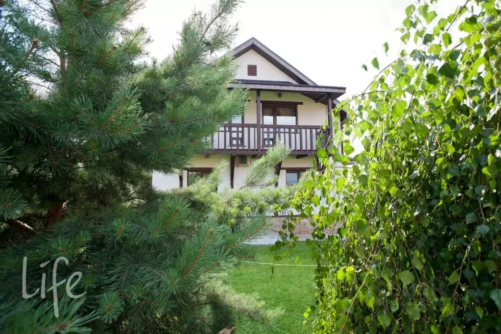 Коттедж в Московская область, Одинцовский городской округ, д. Калчуга, ... - Фото 1