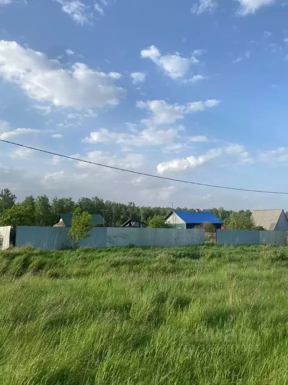 Дом в Омская область, Кормиловский район, Сыропятское ст. ... - Фото 1