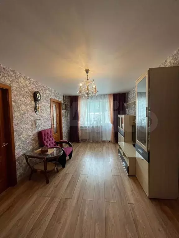 4-к. квартира, 62,5 м, 5/5 эт. - Фото 1